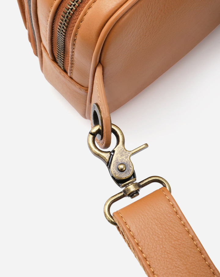 CLAIRE - BELT BAG