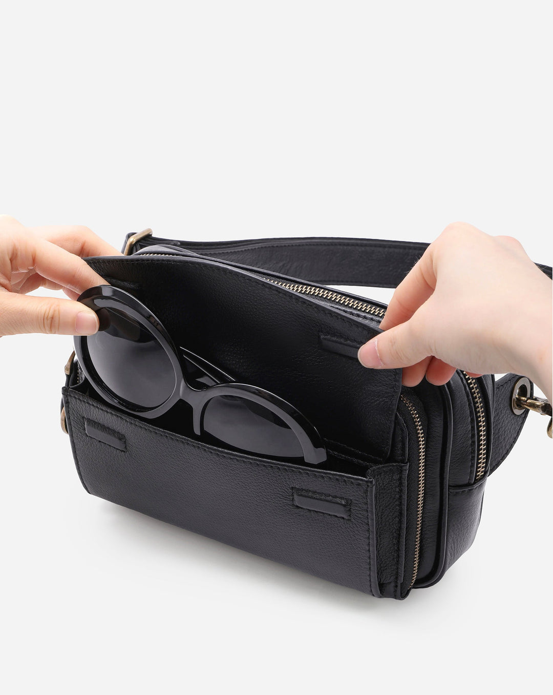 CLAIRE - BELT BAG