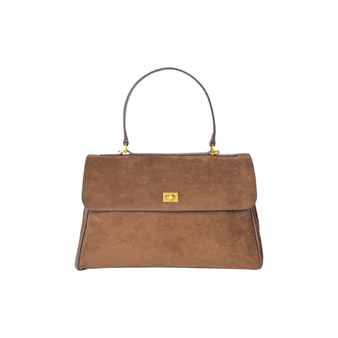 Ciara Essential