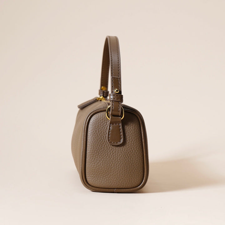 Women’s Genuine Leather Minimalist Quilted Crossbody Clutch Bag