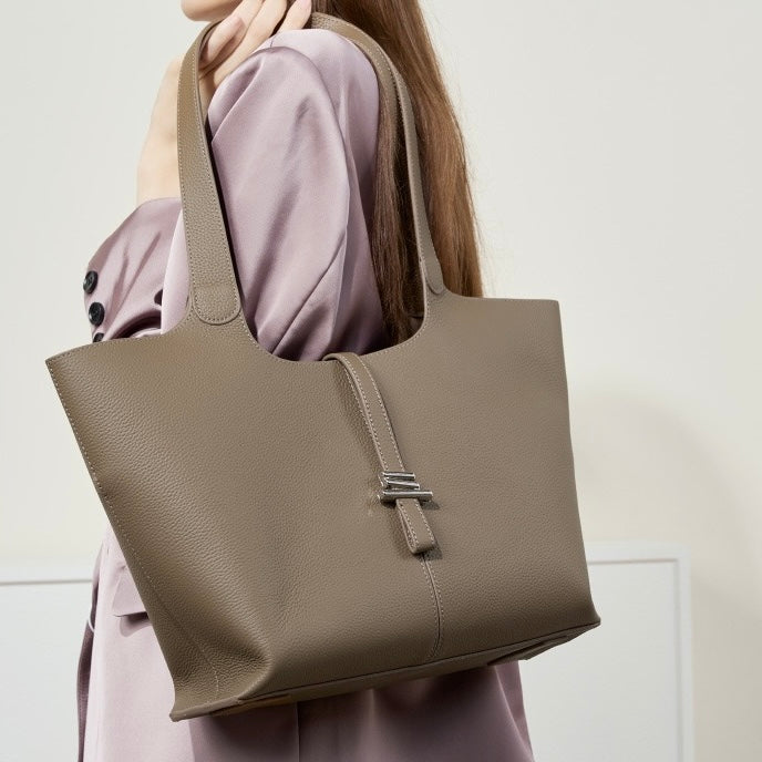 2025 New Women’s Genuine Leather Large Capacity Commuter Tote Bag