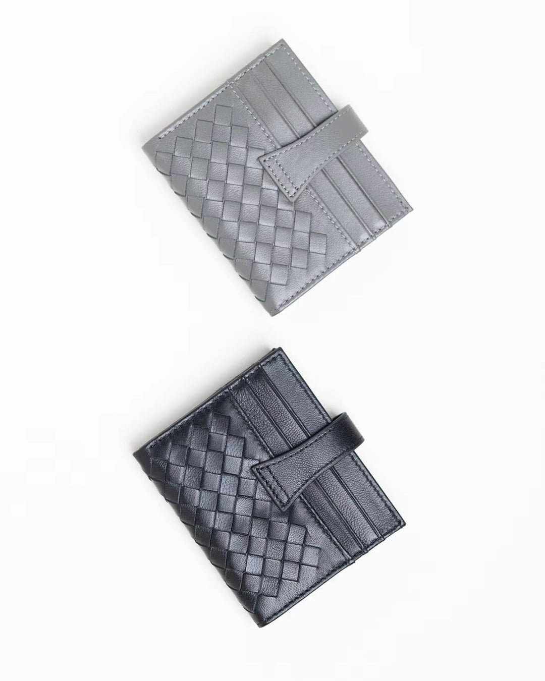 Woven Lamb Leather Multi-Card Wallet – Minimalist & Luxe