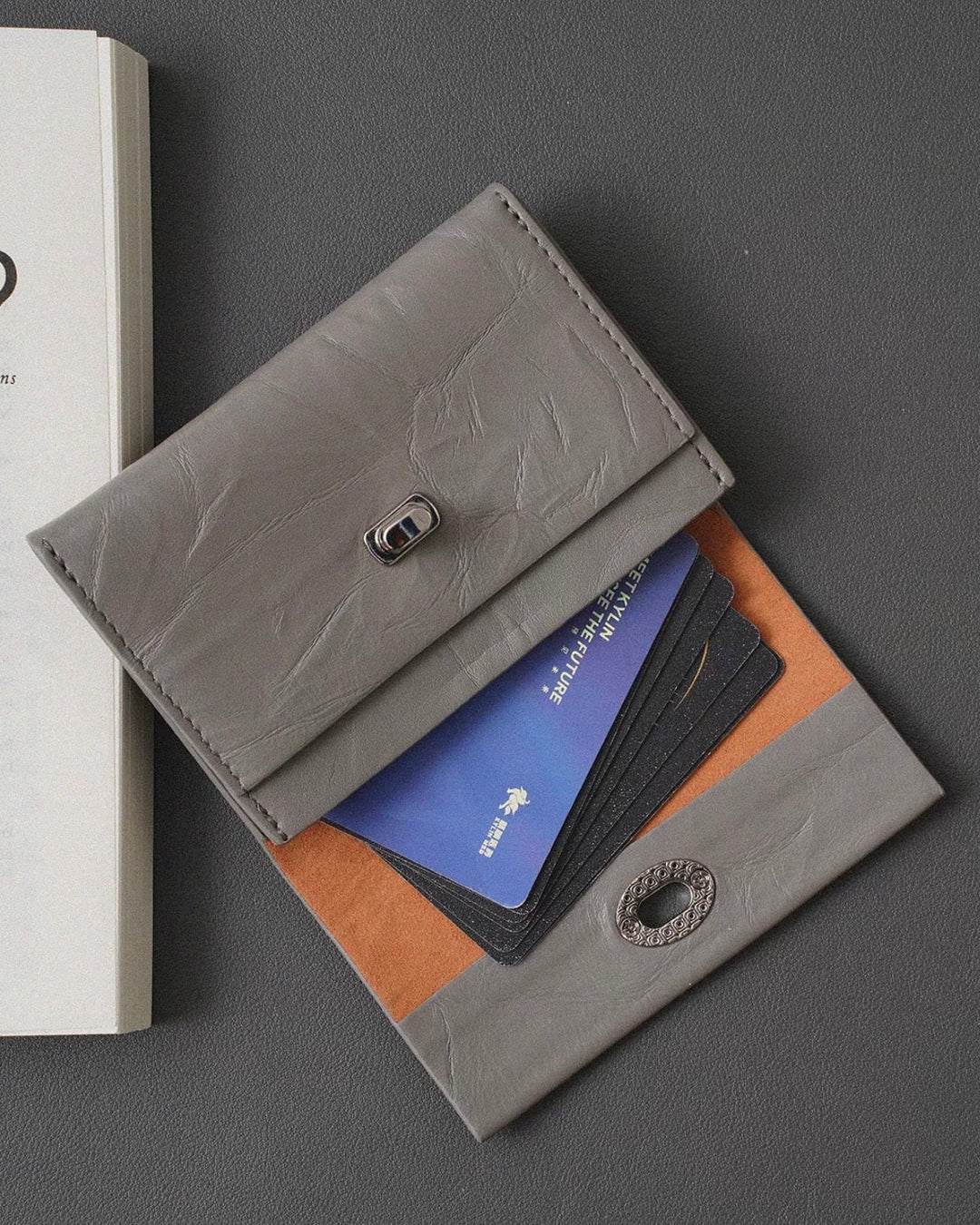 Crackle Leather Multi-Wallet – Premium Top-Grain Organizer