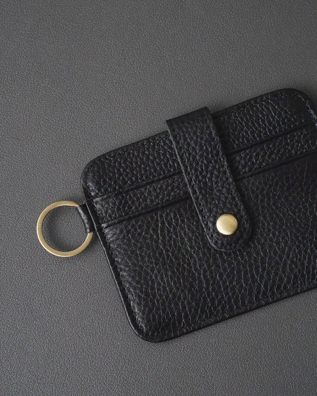 Featherweight Leather Card Key Clip – Ultra-Slim One-Piece Organizer