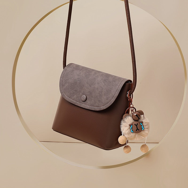 Women's Leather Vintage Flap Crossbody Bag