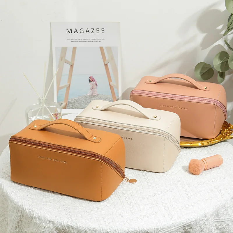 AMELIA - TRAVEL COSMETIC ORGANIZER