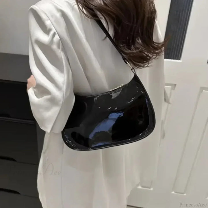 AMARI - LEATHER SHOULDER BAG