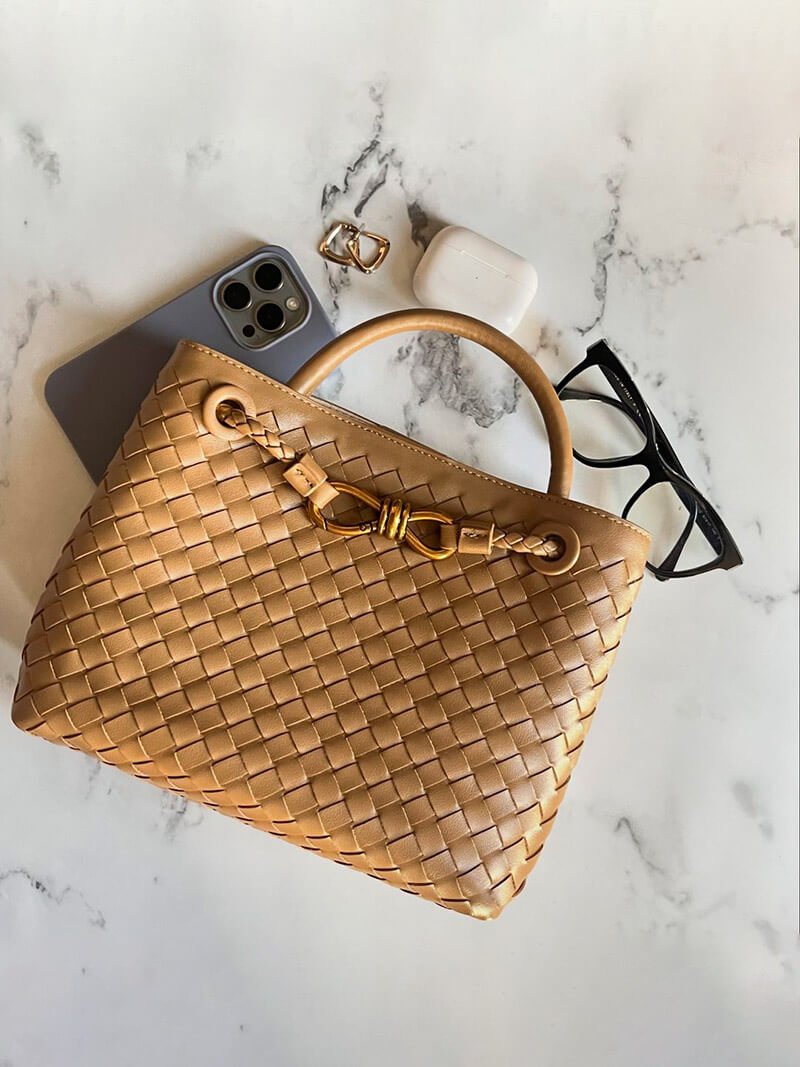 LUCIA - WOVEN CROSSBODY BAG